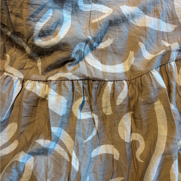 Blu Pepper Beige and White Maxi Dress - Picture 9 of 10